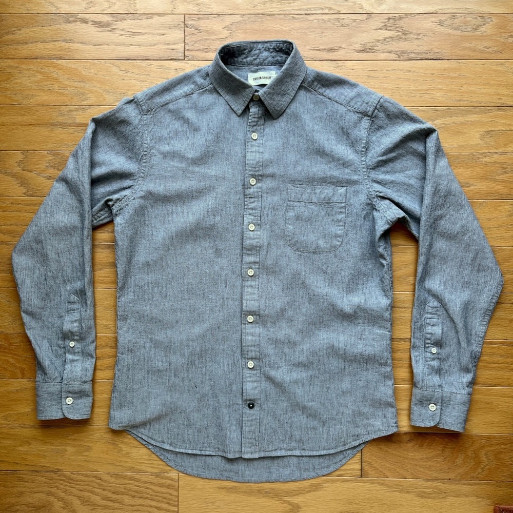 Taylor Stitch California in Gray Mini Stripe (size 40)
